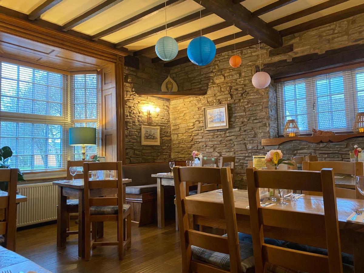 Castle Inn Knighton  Exteriér fotografie